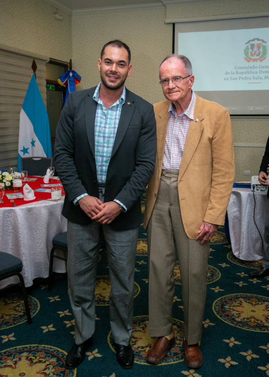 Gregory Werner Jr. y Gregory Werner.