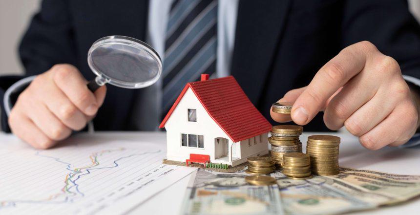 <b>Inicia tu Aventura en las Inversiones</b>Aumenta tu patrimonio de manera más dinámica que simplemente ahorrar al comenzar a invertir. Con un conocimiento sólido de la gestión de tus finanzas personales, puedes dar tus primeros pasos invirtiendo una cantidad modesta en opciones de bajo riesgo. Estas inversiones no solo acelerarán el crecimiento de tu dinero, sino que también te ayudarán a alcanzar tus metas financieras de manera más eficiente.