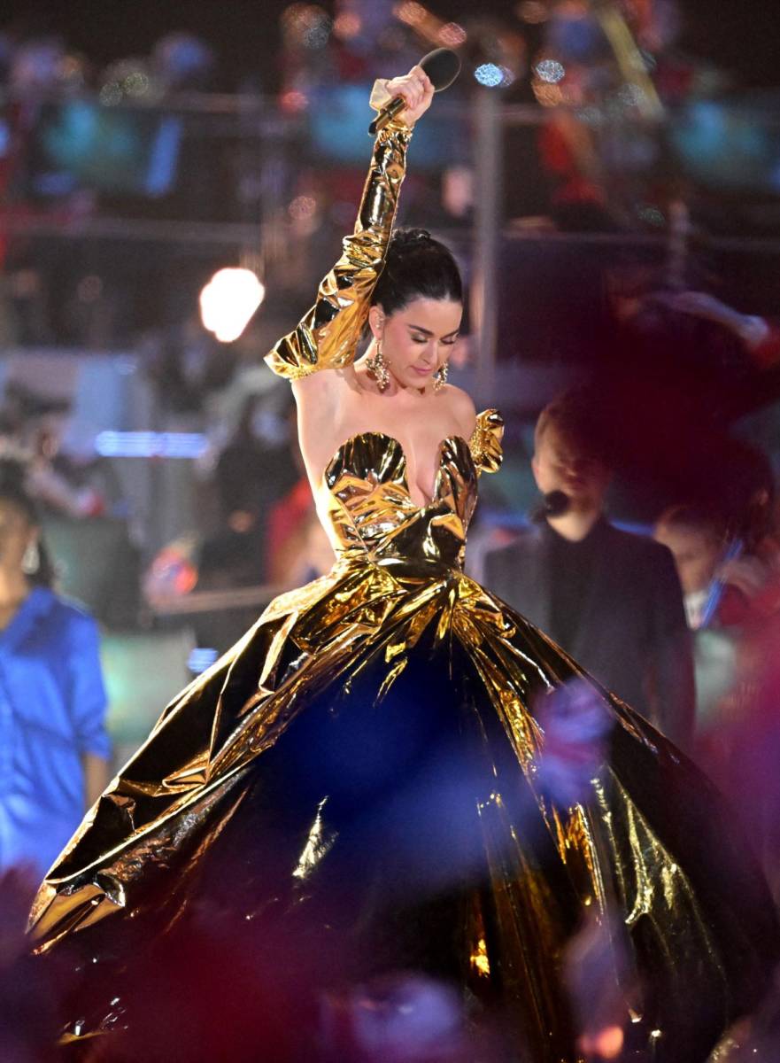 Katy Perry lidera el concierto real en honor de Carlos III