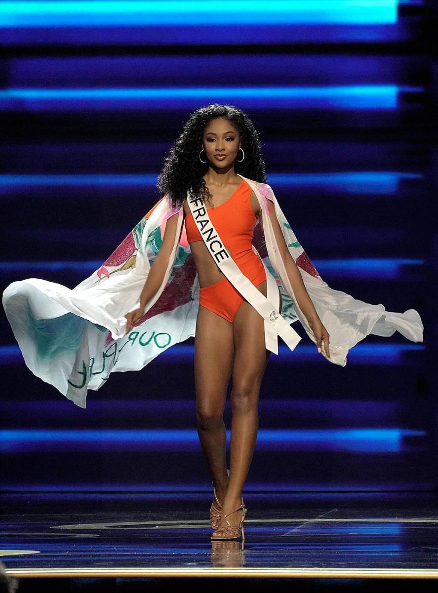  Miss Francia, Floriane Bascou
