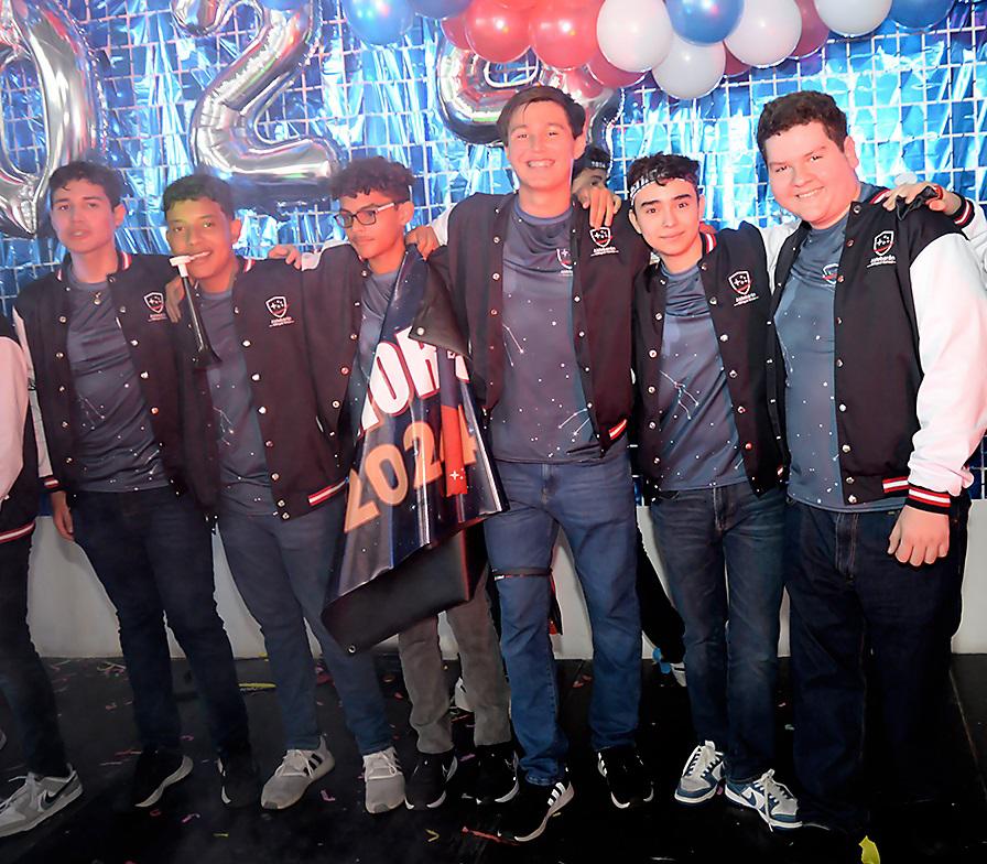 Gabriel Mejía, Nelson Morales, Eldin Chinchilla, Gerson Velázquez, José Romero y Gabriel Gallardo. 