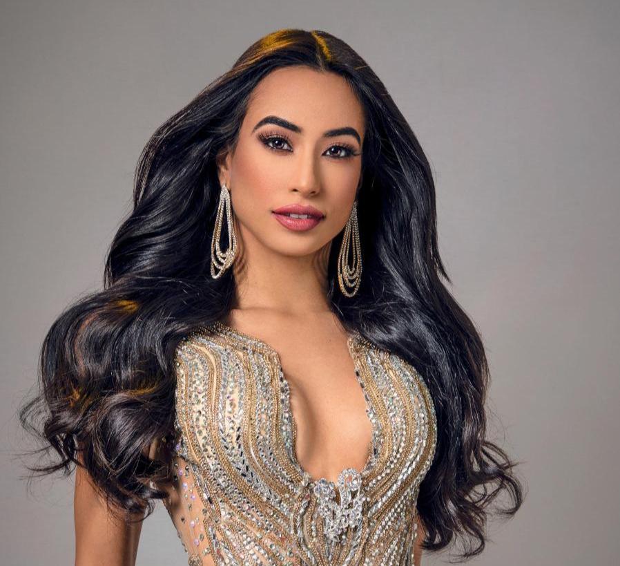 Ruby Pouchet, de 29 años, se está preparando para brillar en el escenario universal. Bonaire, esta pequeña isla, perteneciente a los Países Bajos y ubicada en el extremo sur del mar Caribe, regresa al certamen internacional luego de 25 años de ausencia. La última vez que Bonaire compitió fue en 1999.
