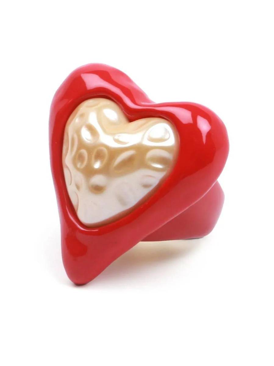 Anillo con forma de corazón by Julieta.
