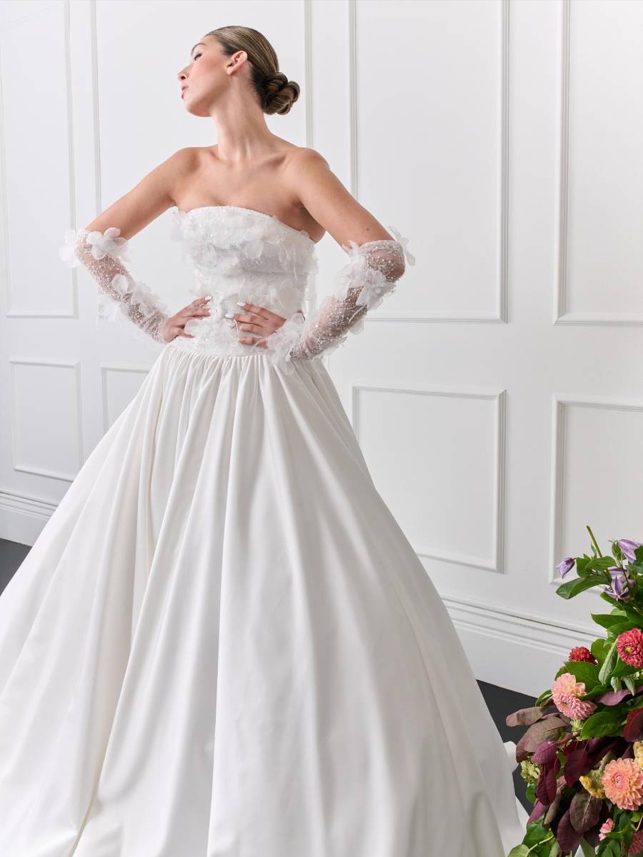 La colección nupcial Midnight Garden del Guillermo Pharis