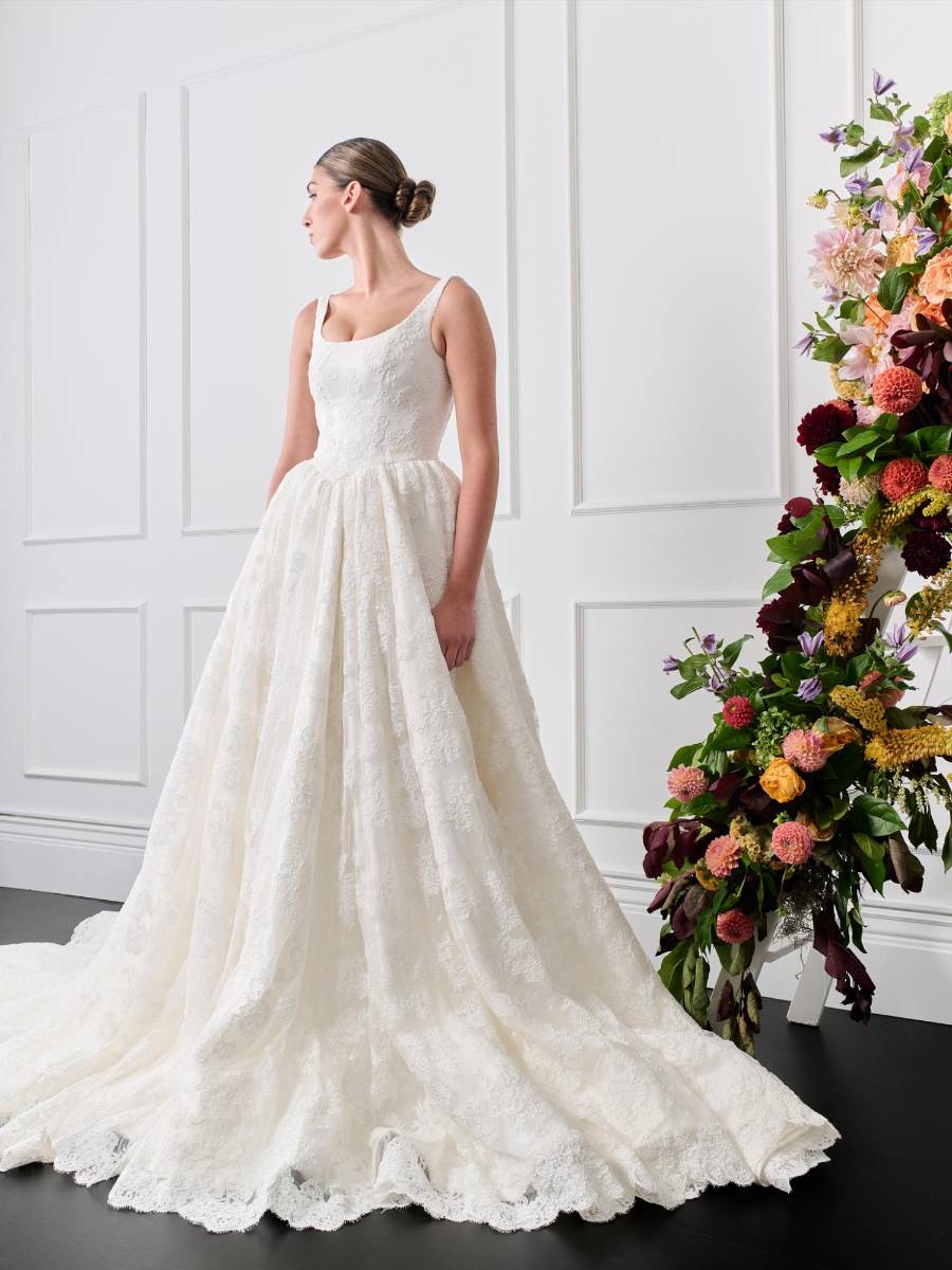 La colección nupcial Midnight Garden del Guillermo Pharis