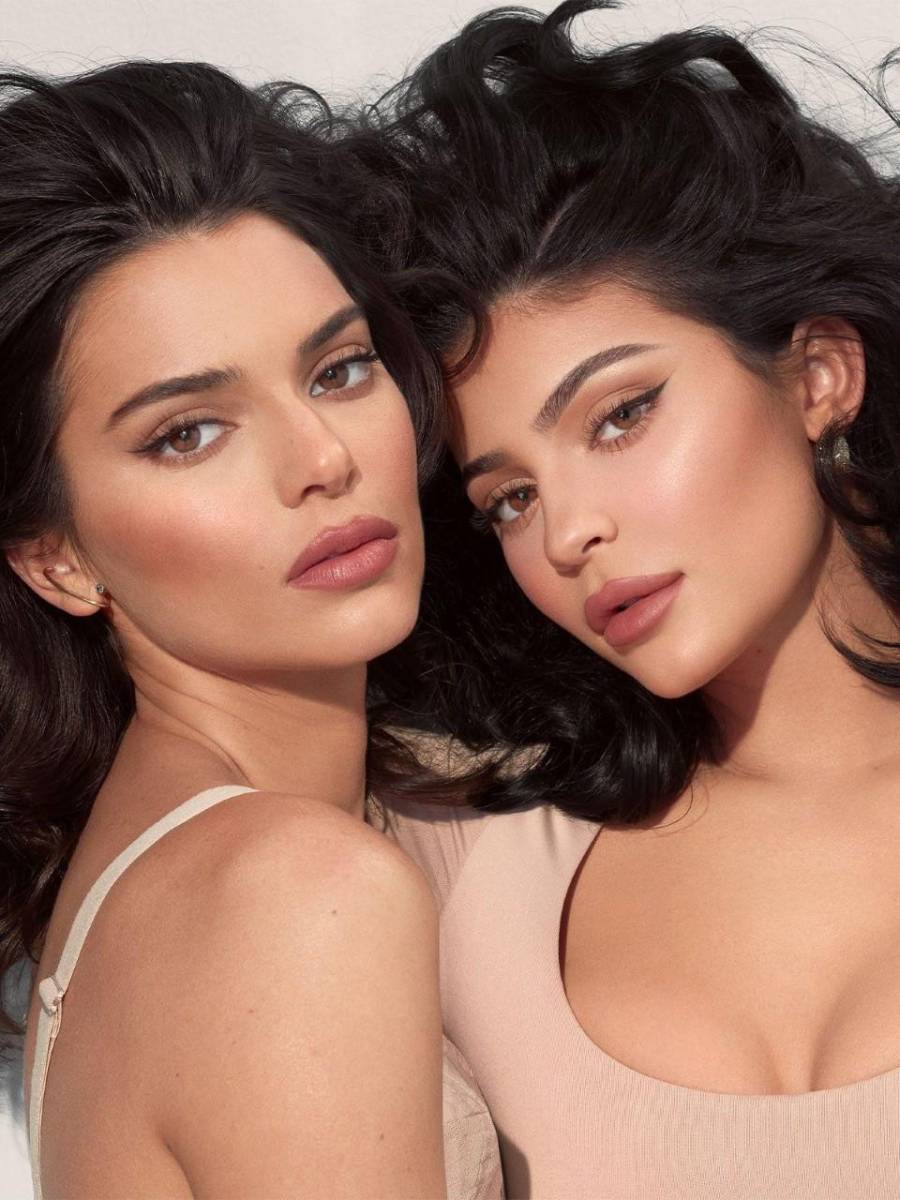 <b>Kendall y Kylie Jenner</b> son hijas de la ex deportista Caitlyn Jenner y de la empresaria Kris Jenner, además de ser hermanas de las Kardashian. 