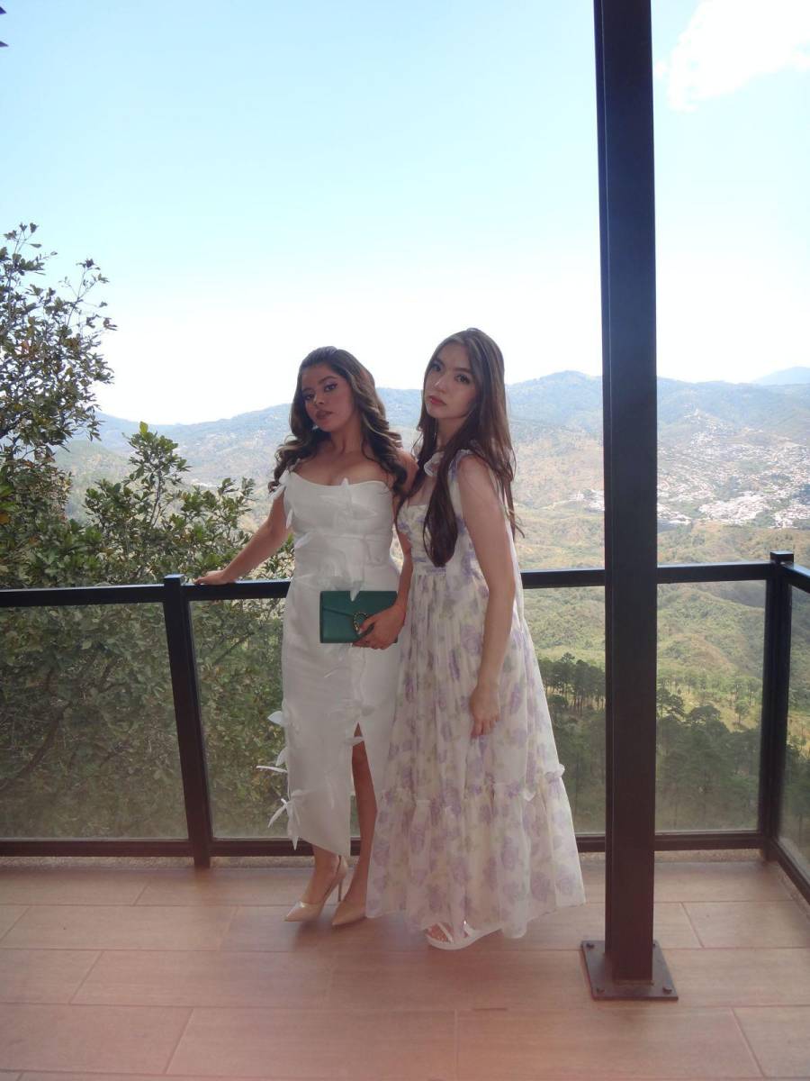 Alba Lagos e Yvanna López.