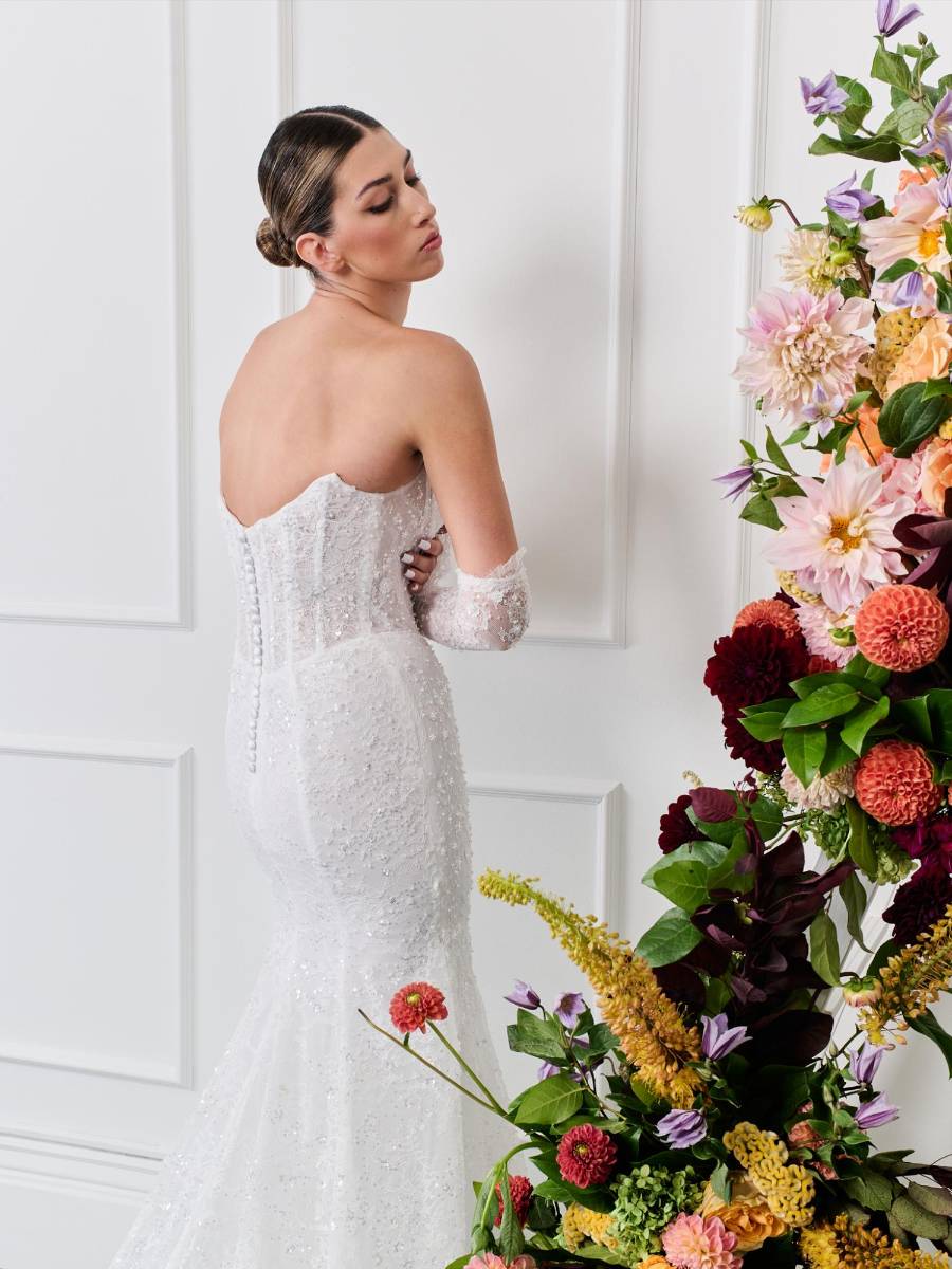 Los delicados bordados en encaje definen la belleza de esta colección