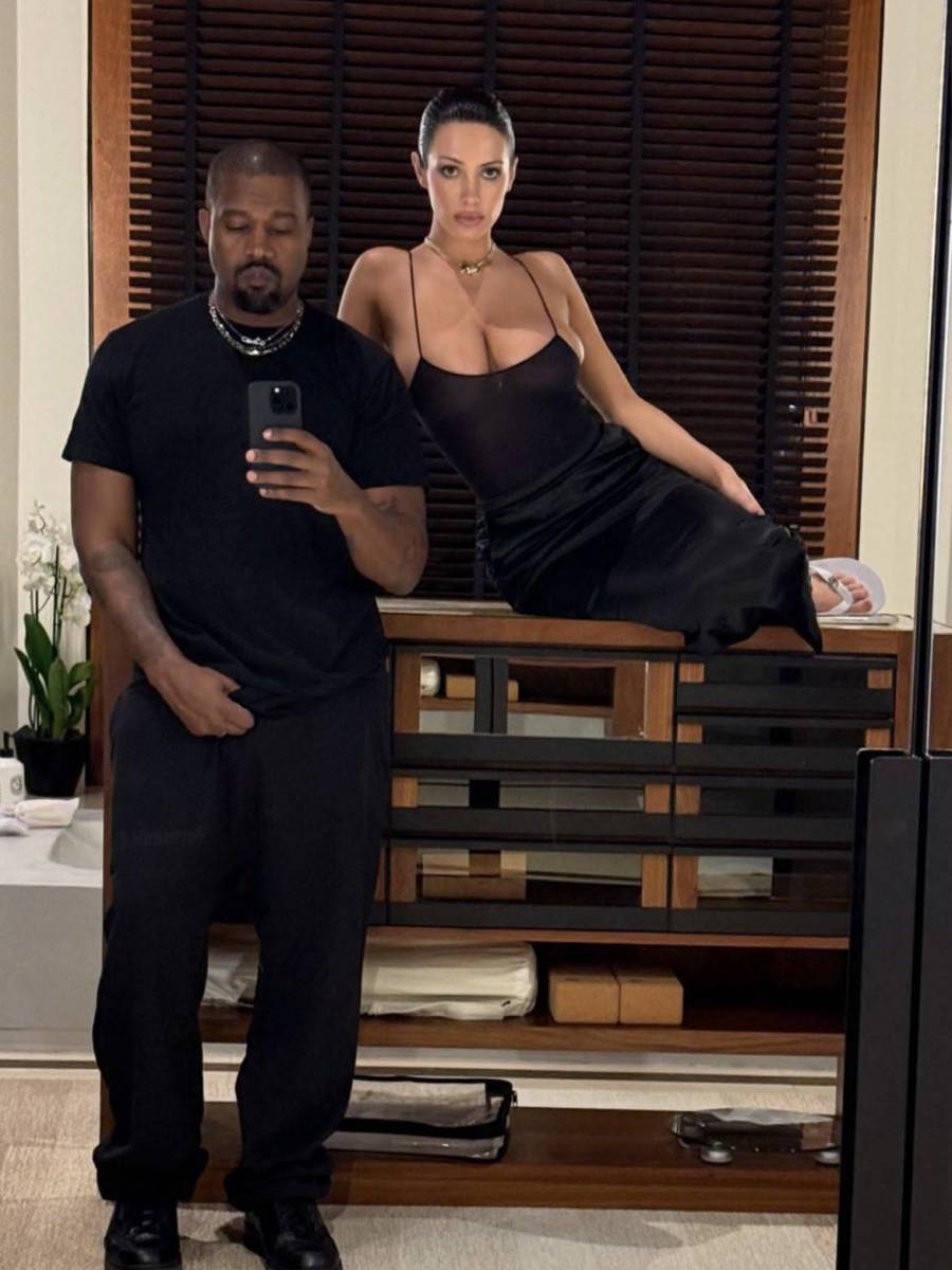 Obtuvo su título en arquitectura antes de aventurarse en el mundo de la moda y el entretenimiento. Desde 2020, ha sido una pieza clave en el desarrollo creativo de Yeezy, la marca fundada por Kanye West.