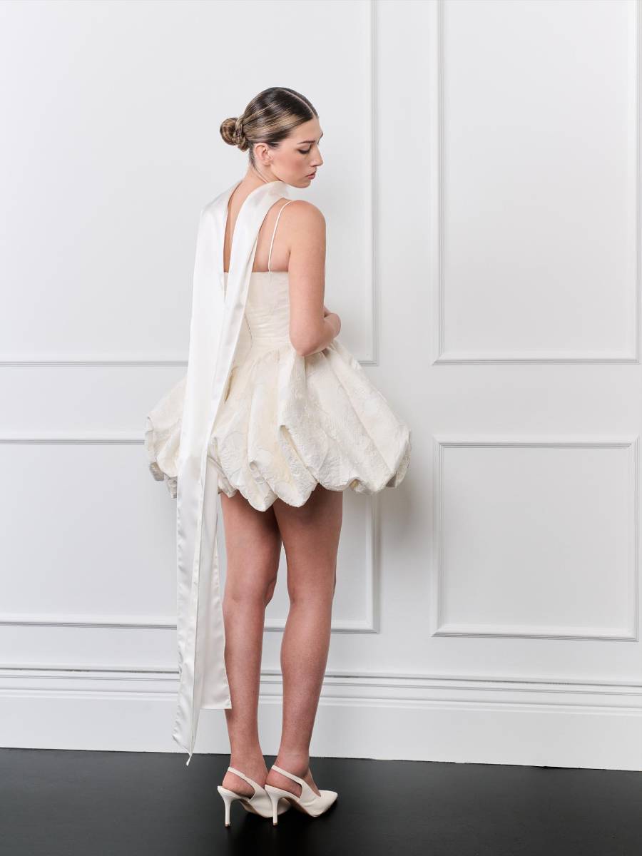 La colección nupcial Midnight Garden del Guillermo Pharis