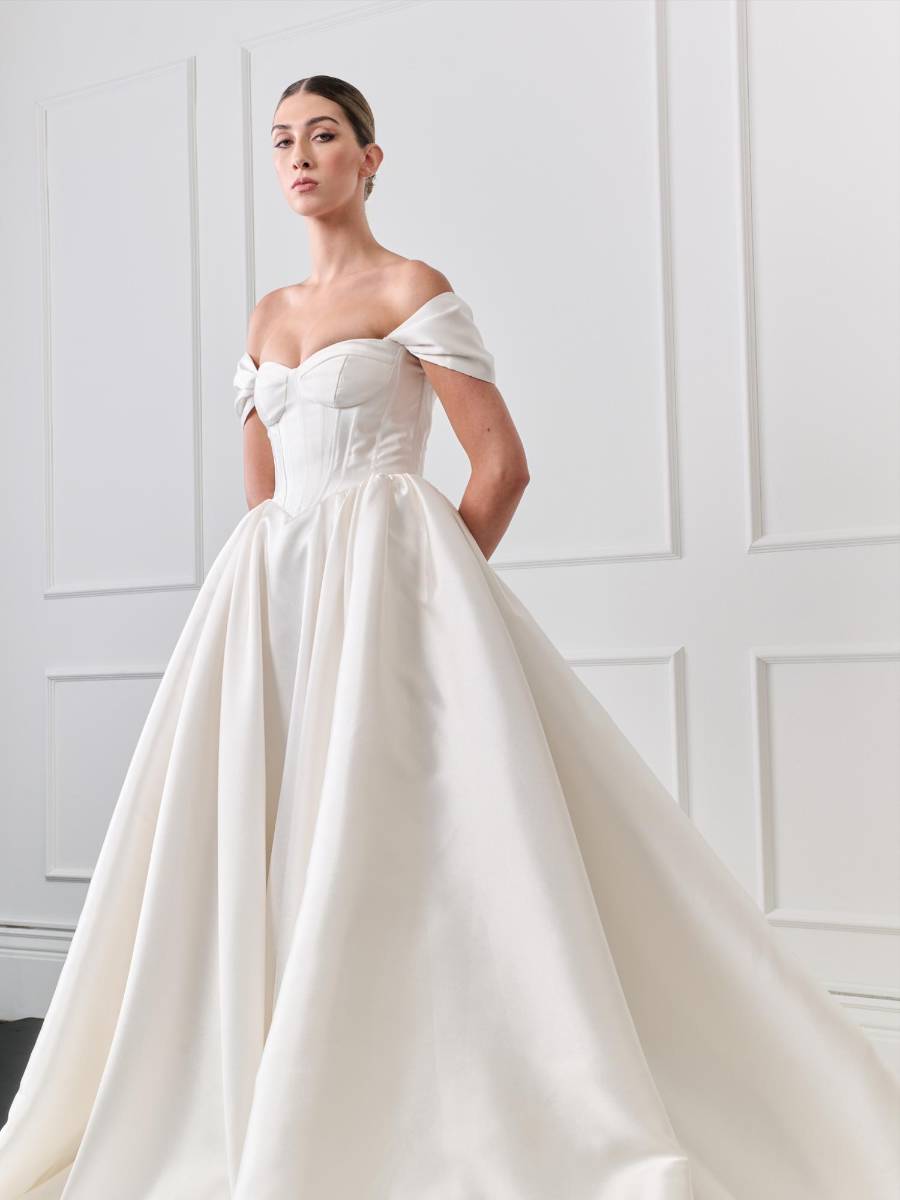 La colección nupcial Midnight Garden del Guillermo Pharis