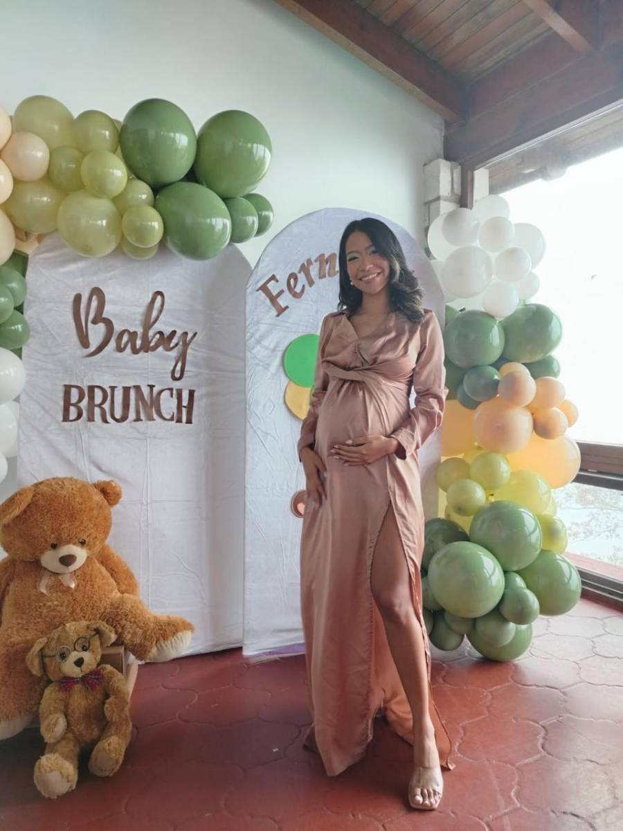Más que feliz se encuentra Fernando Santos y Andrea Ávila por la llegada de su bebé: una niño a quien bautizarán con el nombre de Fernando Emilio Santos Ávila.