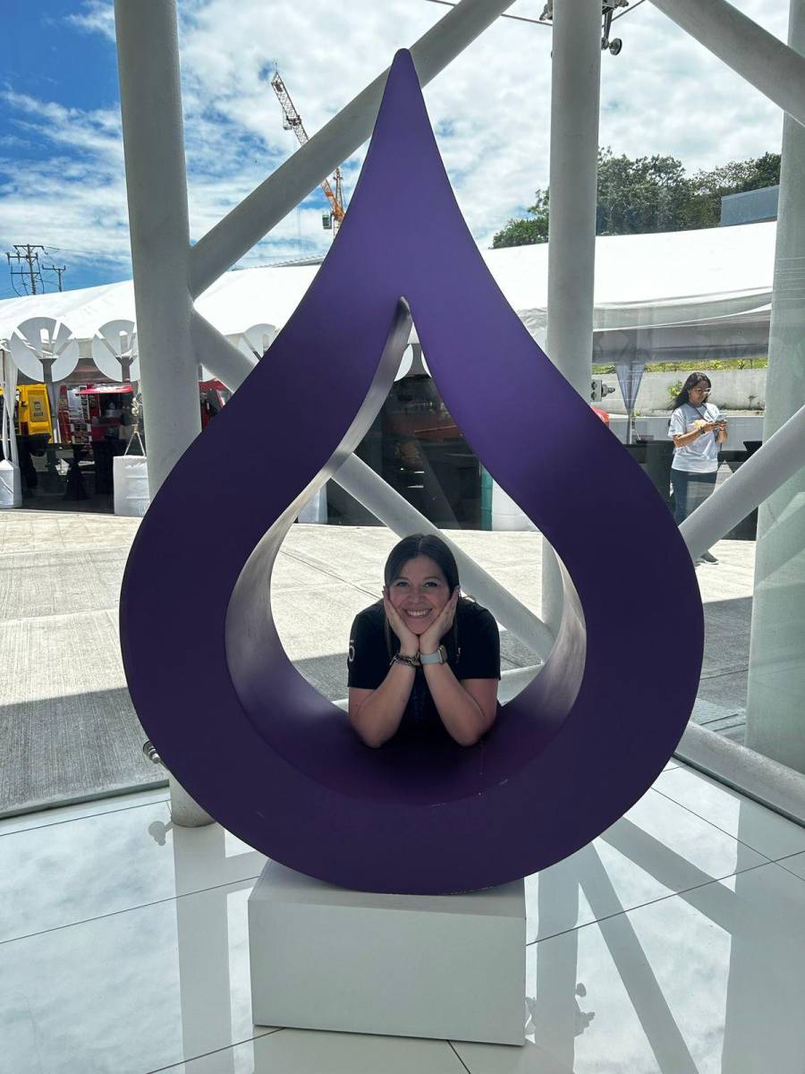 Paola Cruz, Líder Elite de <b>dōTERRA y Health Coach </b>Certificada por Chopra, tiene como pasión guiarte a ti y a tu familia hacia el equilibrio y el bienestar mediante métodos naturales.