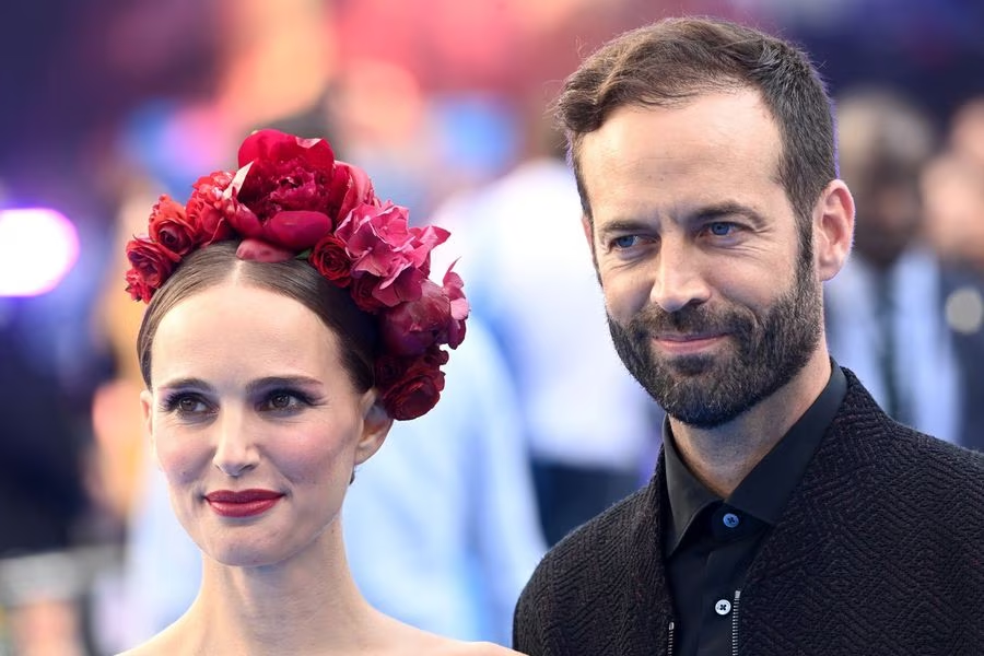 <b>Natalie Portman y Benjamin Millepied</b>Después de 11 años de matrimonio, la pareja anunció que se divorciarían el pasado 7 de agosto; todo apunta a que la razón de su separación fue gracias a una infidelidad cometida por el actor y coreógrafo francés.