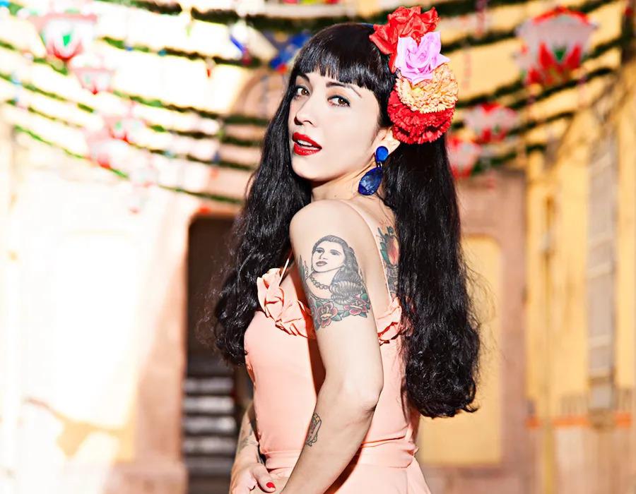 Los hondureños se podrán deleitar de un variado repertorio musical que abarca sus diferentes álbumes desde “Mon Laferte Vol.1” hasta “Autopoiética”.