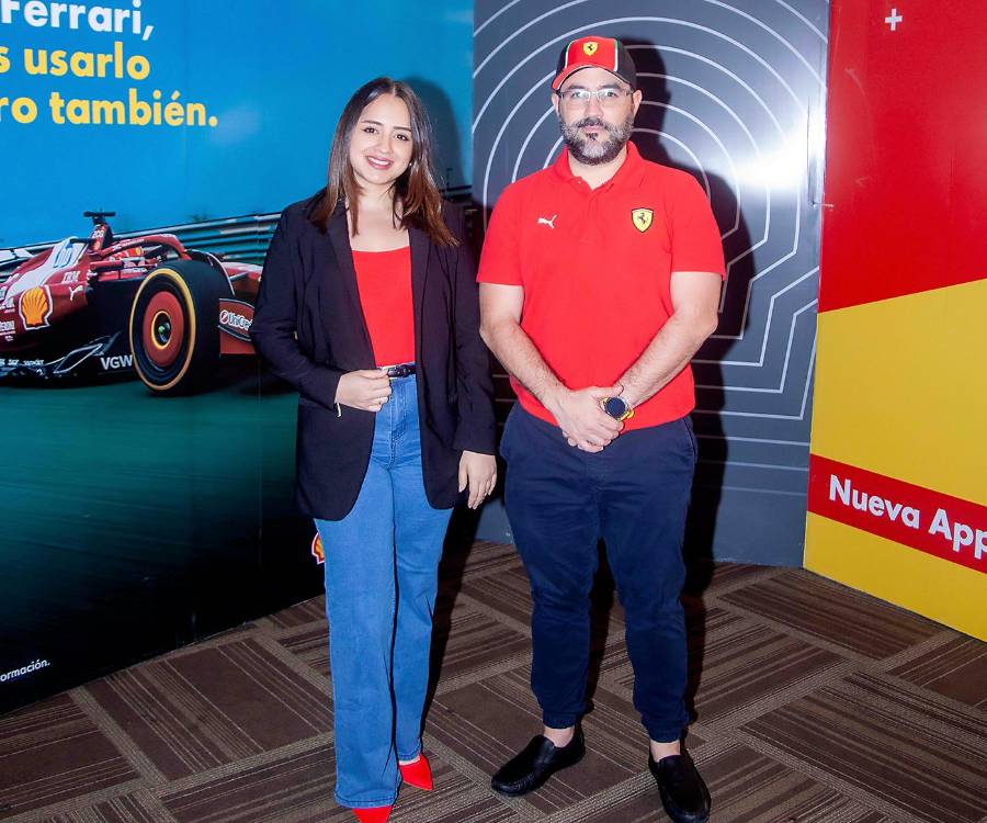 Blanca Cardona, gerente de mercadeo del Club Hondureño Árabe y Óscar Cuadra, retail manager de Shell Honduras.