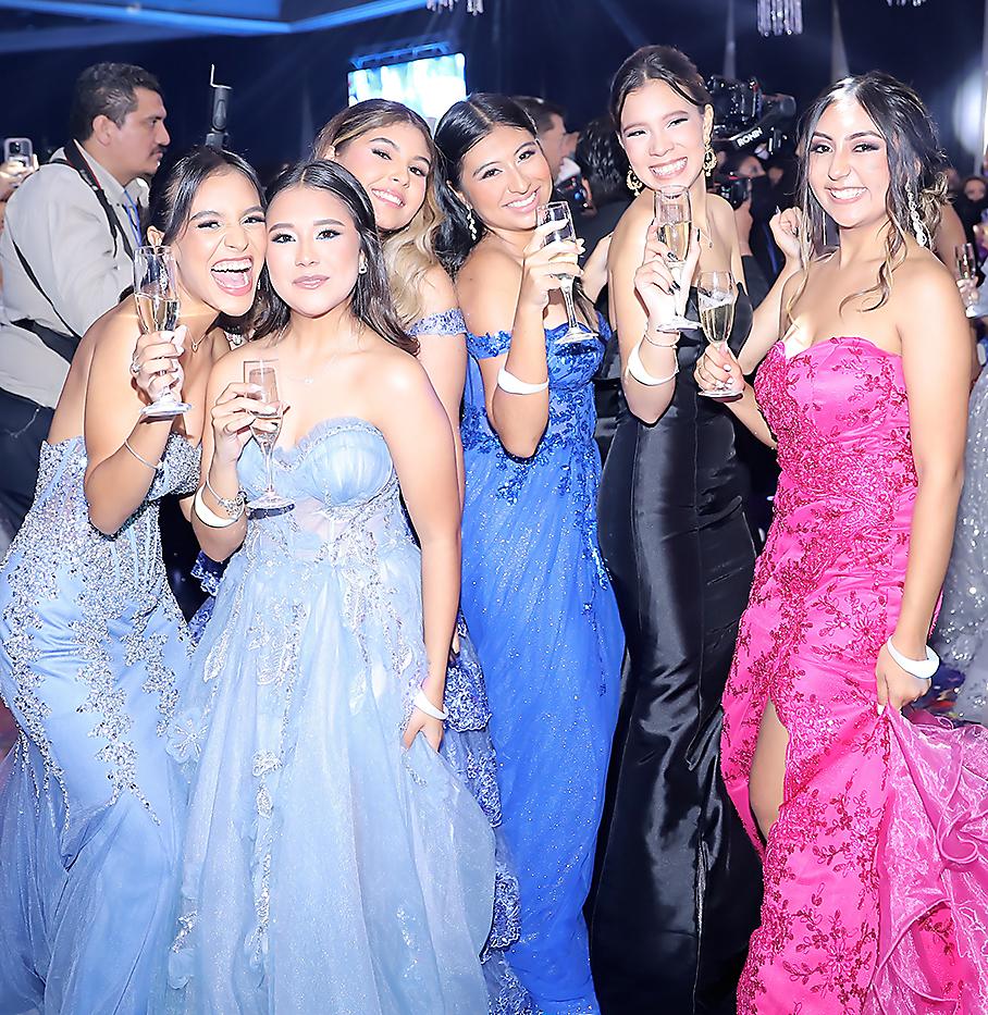 Arianne Pérez, Natalia Fonseca, Sophia Lizano, María Fernanda Cruz, Angeli Carbajal y Matilda Flores