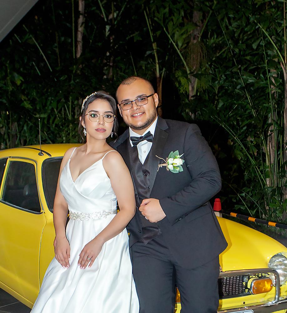 Patricia María Pavón Perdomo y su esposo Robert Scott Jones Moran.