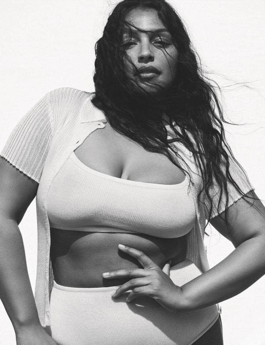 Paloma Elsesser hace su debut en Victoria’s Secret. Una modelo con gran influencia en la inclusión de cuerpos diversos en la moda. Fue la primera mujer plus size en ganar modelo del año en los Fashion Awards 2023.