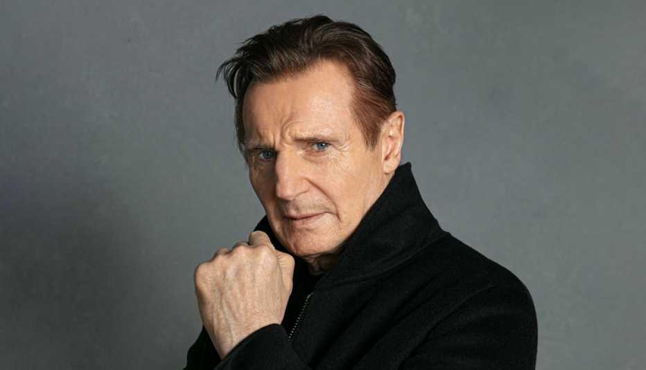 William John Neeson, conocido como Liam Neeson, es un actor británico que también posee las nacionalidades irlandesa y estadounidense. Nació el 7 de junio de 1952