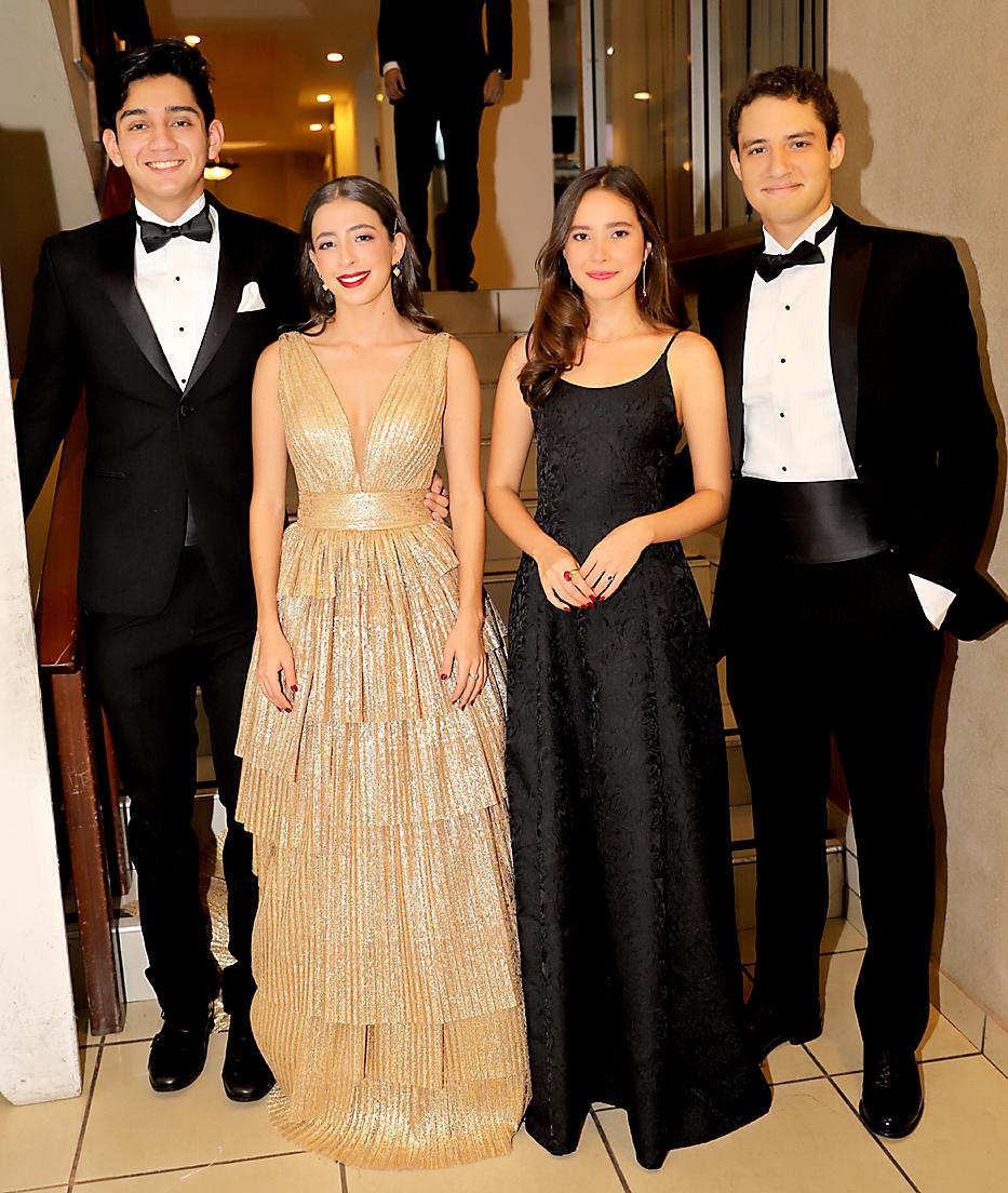 Juan Carlos Suazo, Isabella Arguello, Ana Lucía Otero y Eduardo Villacorta