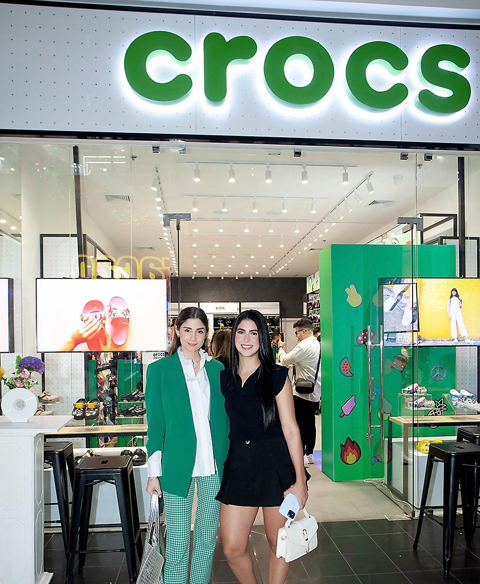 Almudena Cruz y Grecia Galeas.