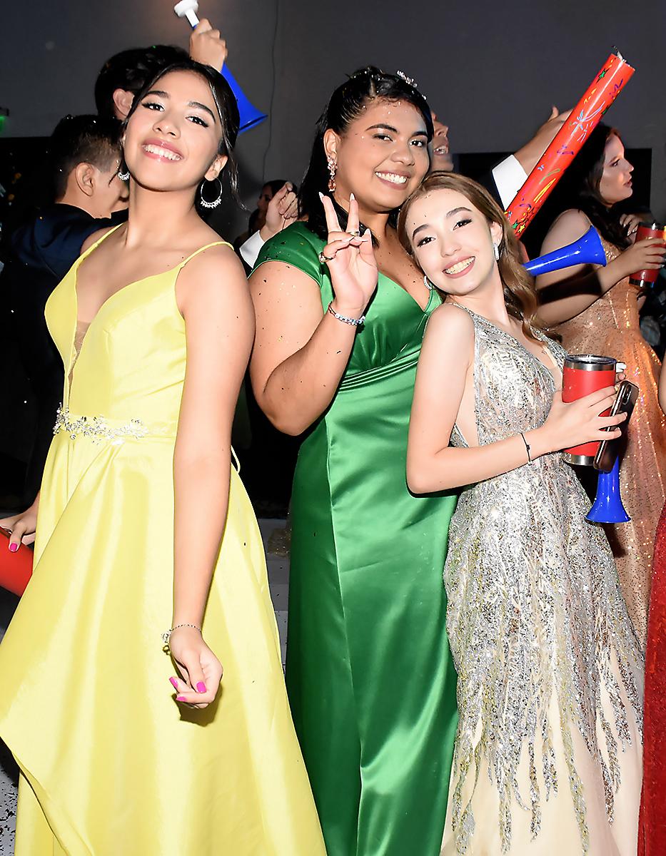 Luisa Madrid, Ema Banegas Gabriela Lucía Leitzelar