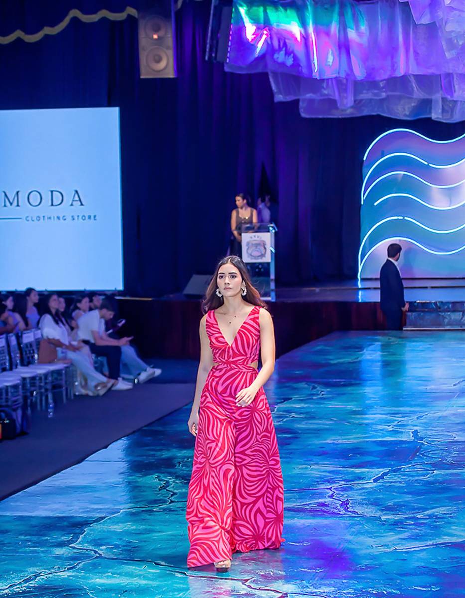 Senior Fashion Show 2026 de la Escuela Internacional Sampedrana, parte 2