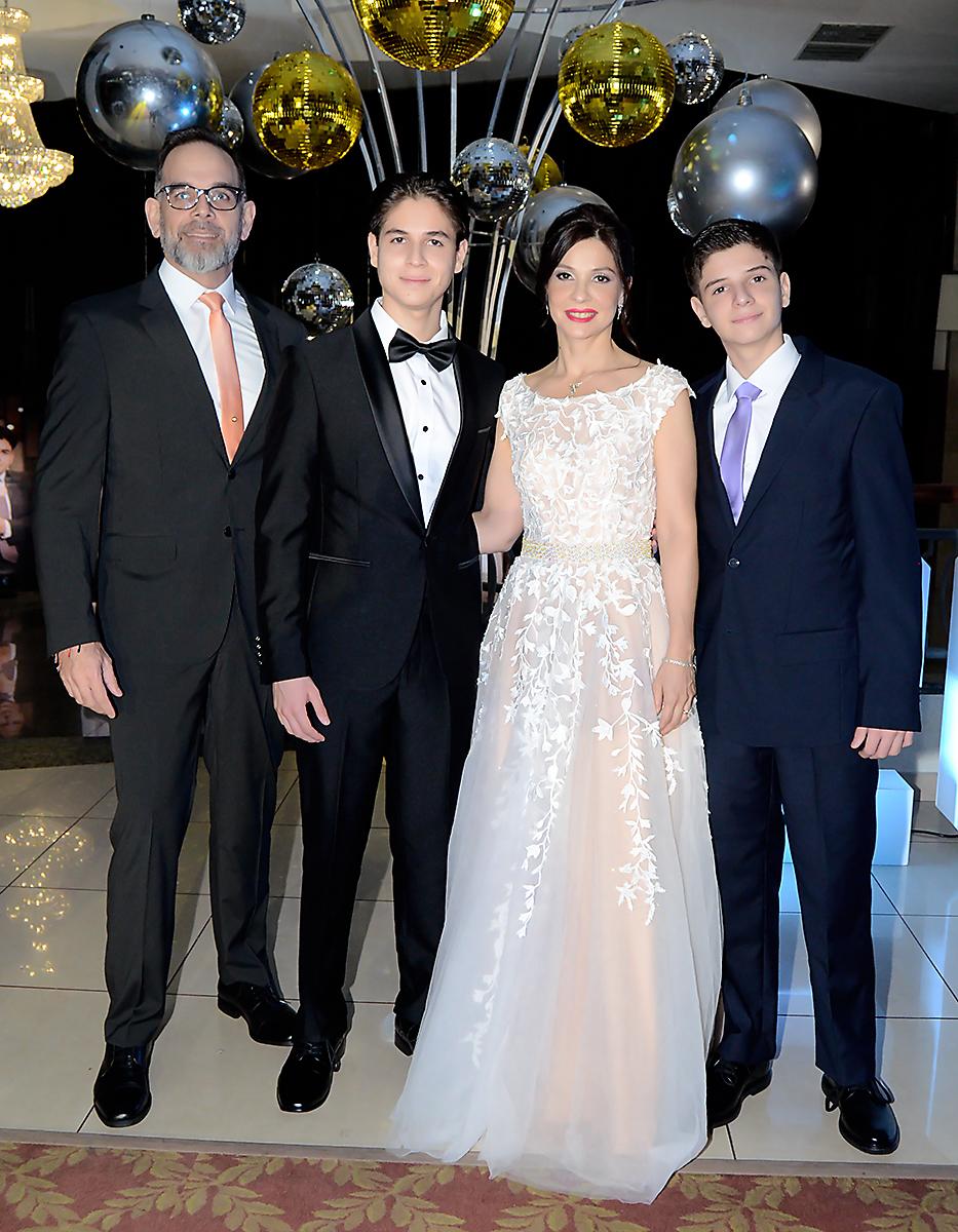 David y Jenaro Giret, Iris Rojas y Elías Giret