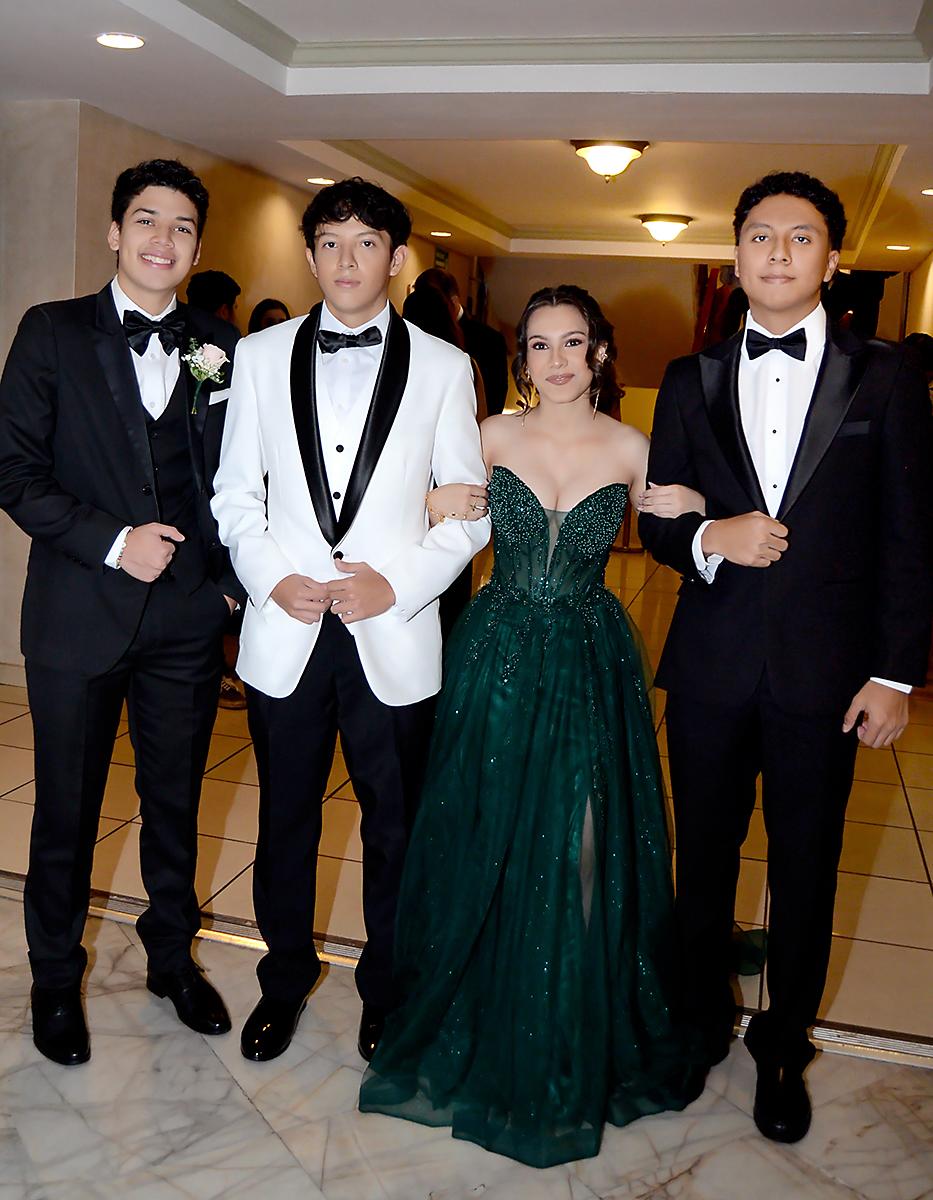Fiesta de la prom 2024 de la International School of Tegucigalpa