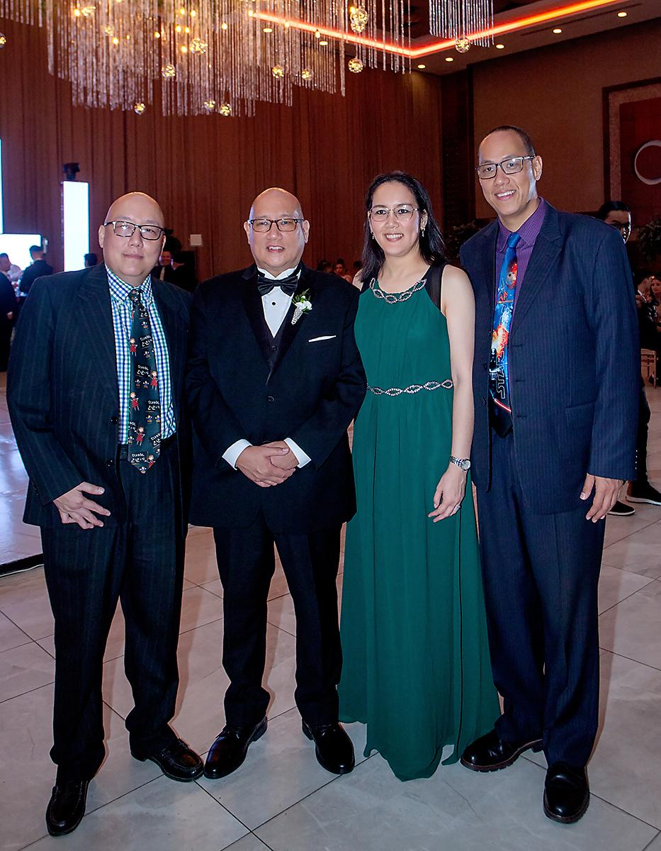 Gerardo León, Javier León, Alina León y René León.