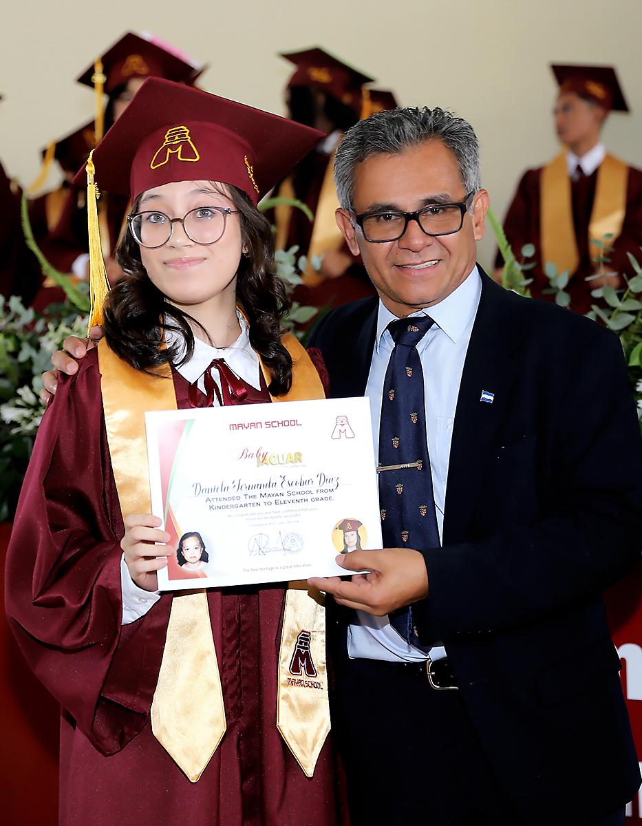 Graduación 2024 de Mayan School