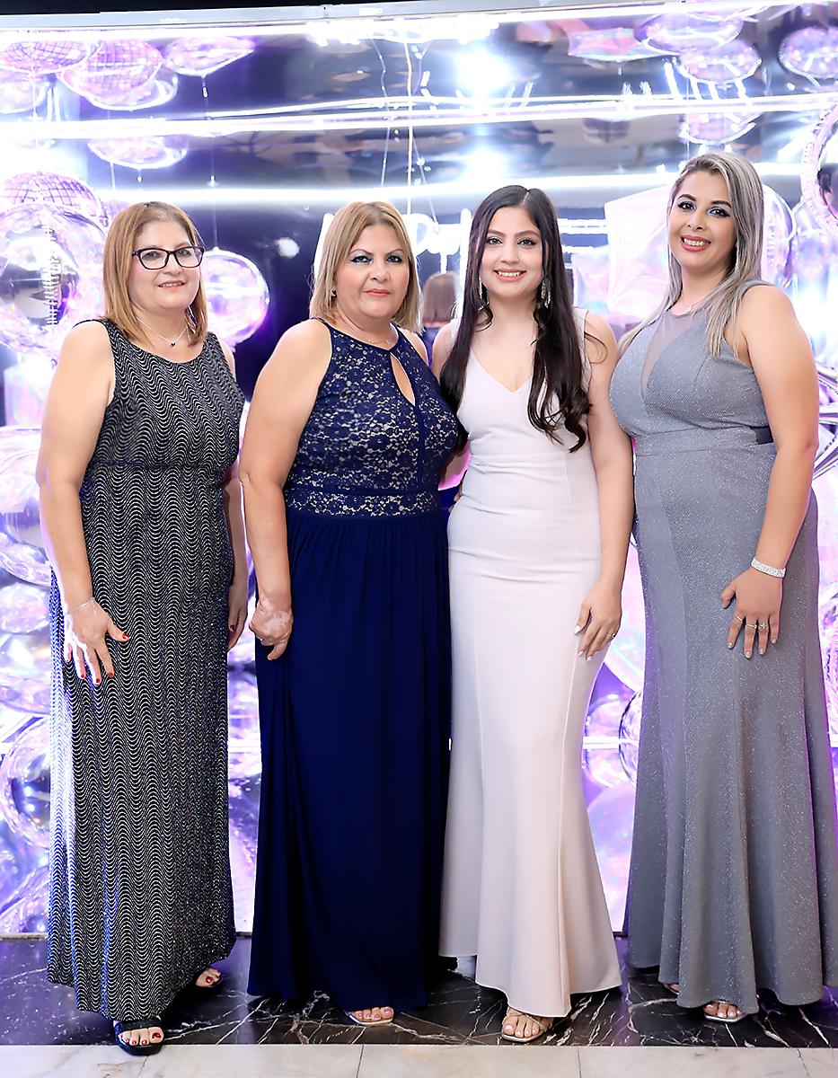 Invitados de la prom 2025 de Mayan School