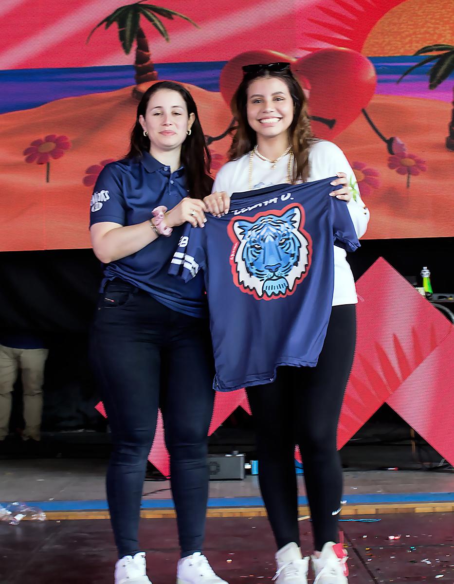 Jessica y Paula Zelaya.