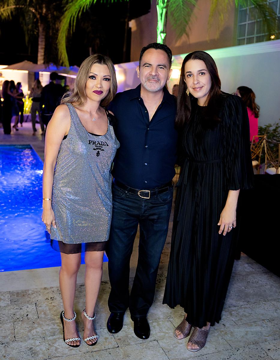 Marna Schmidt con David y Tania Molina