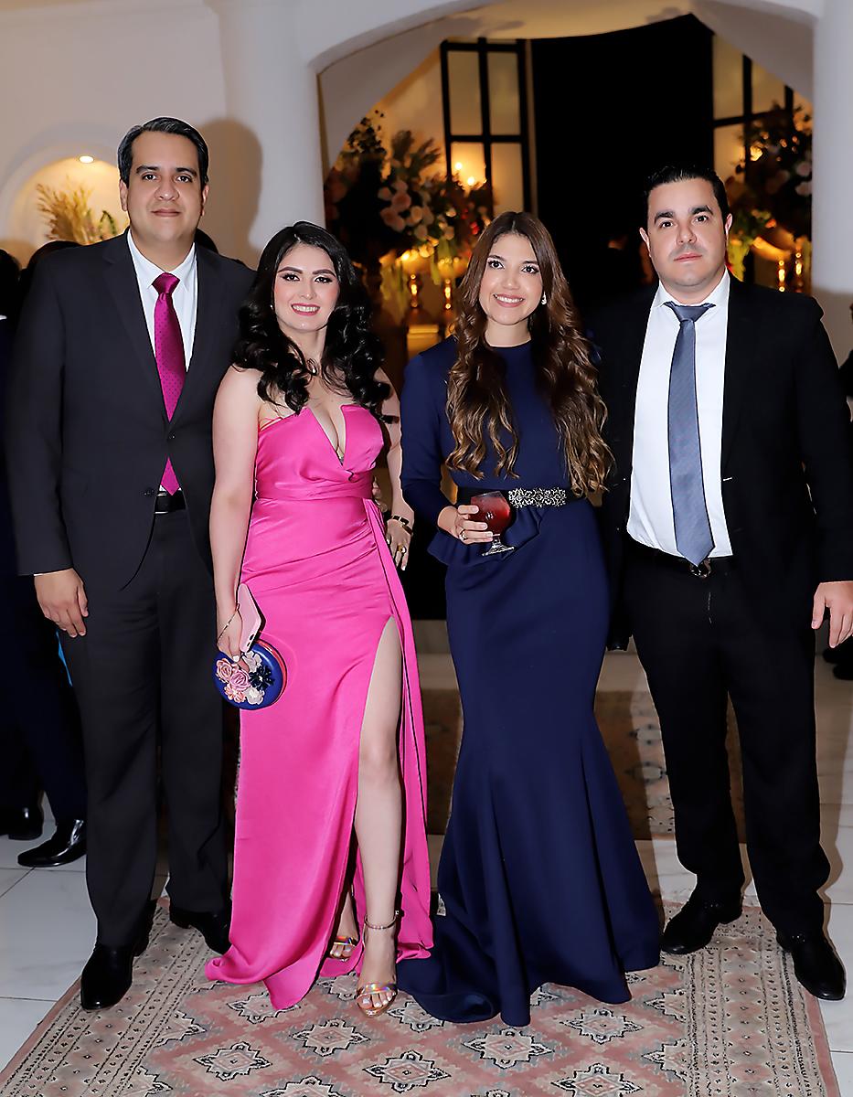 Así fue la boda de Próspero Castellanos y María Isabel Simón