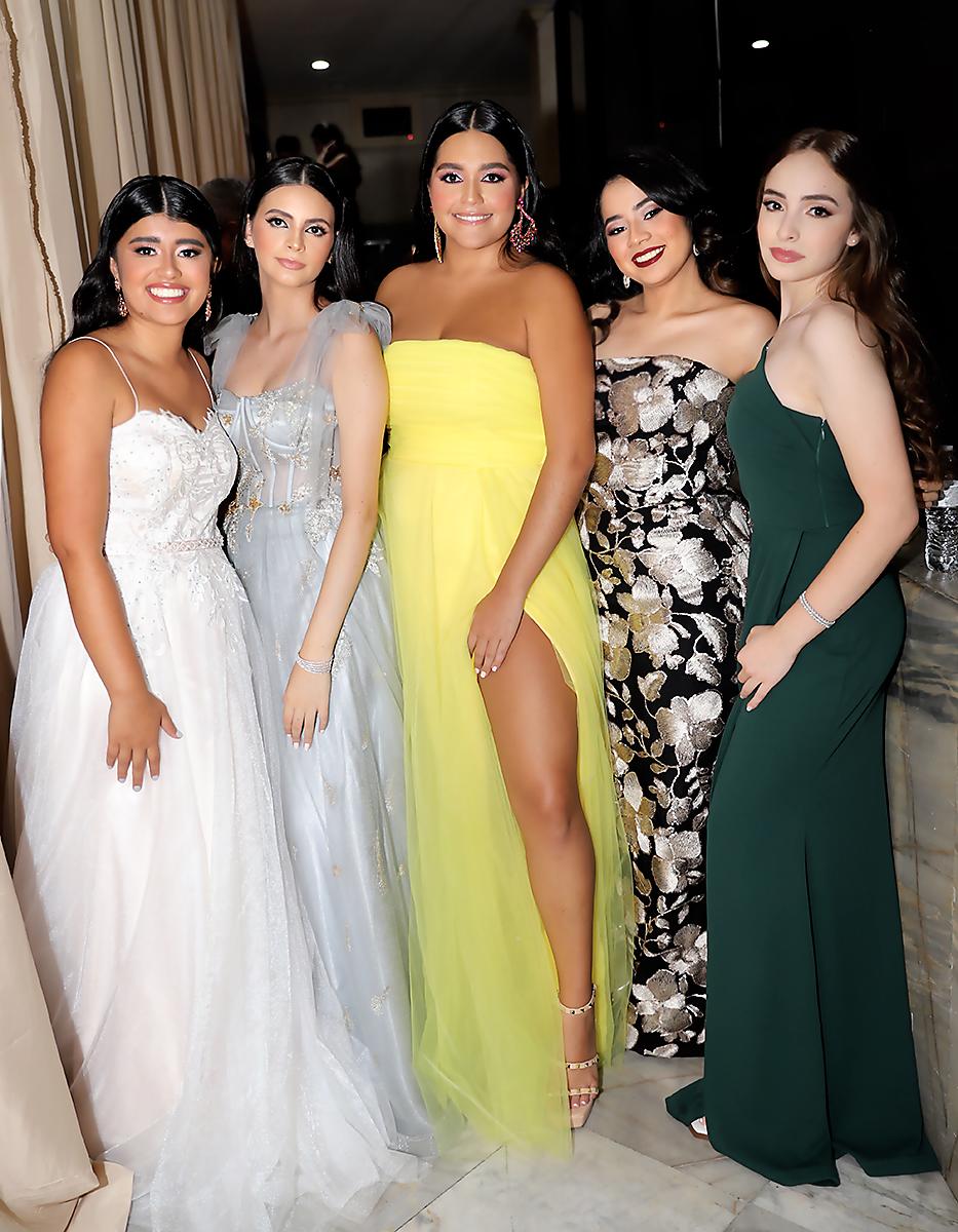 Así vivieron su prom night los senior 2022 de La Academia Los Pinares