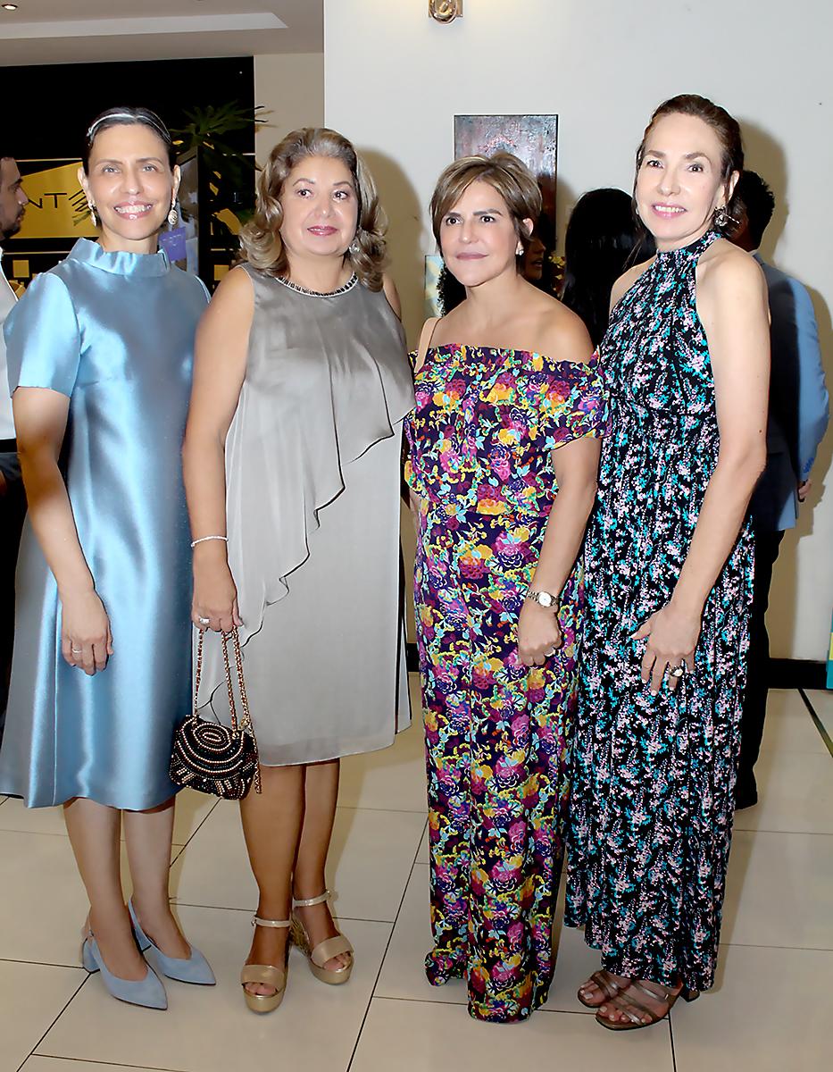 Nadia Berkling, Leticia Morales, Gachi Larach y Geraldina Talbot.