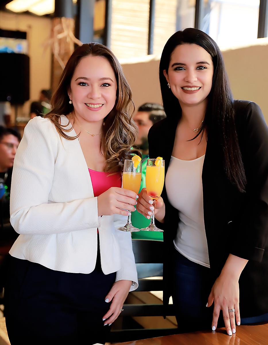 Sandra Ponce y Francy Orellana
