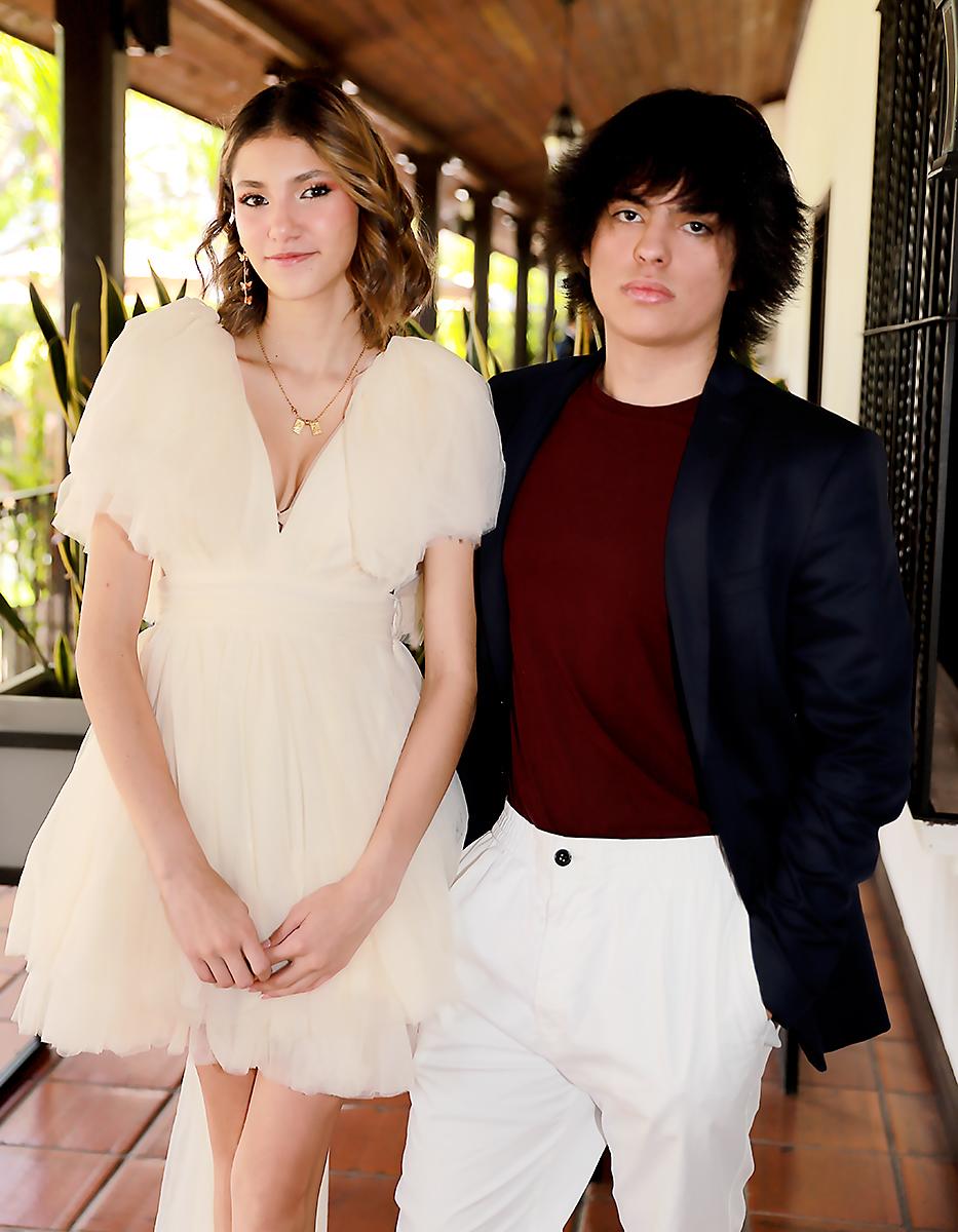 Andrea Cáceres y Adrián Chávez.