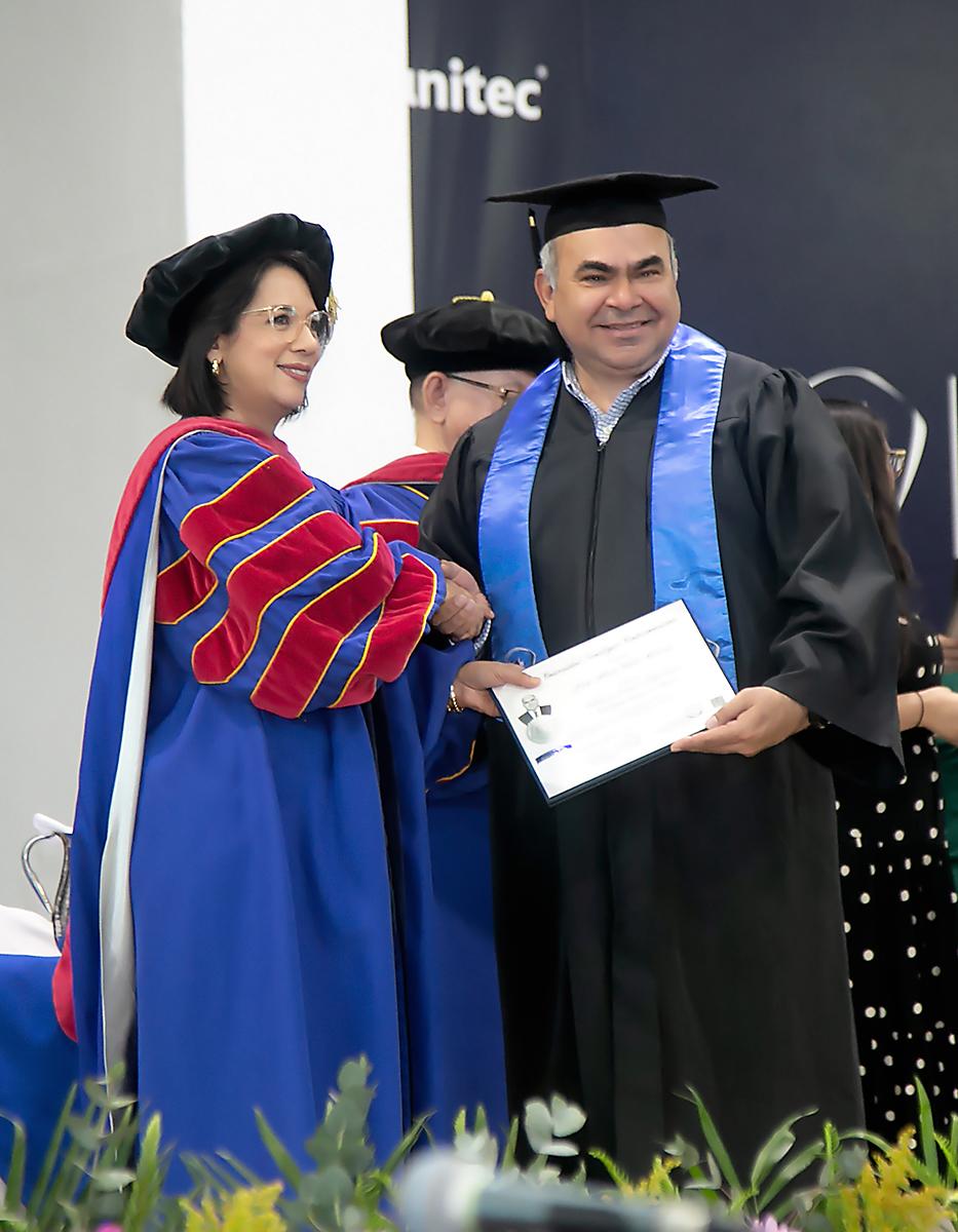 Graduaciones de UNITEC SPS 2024