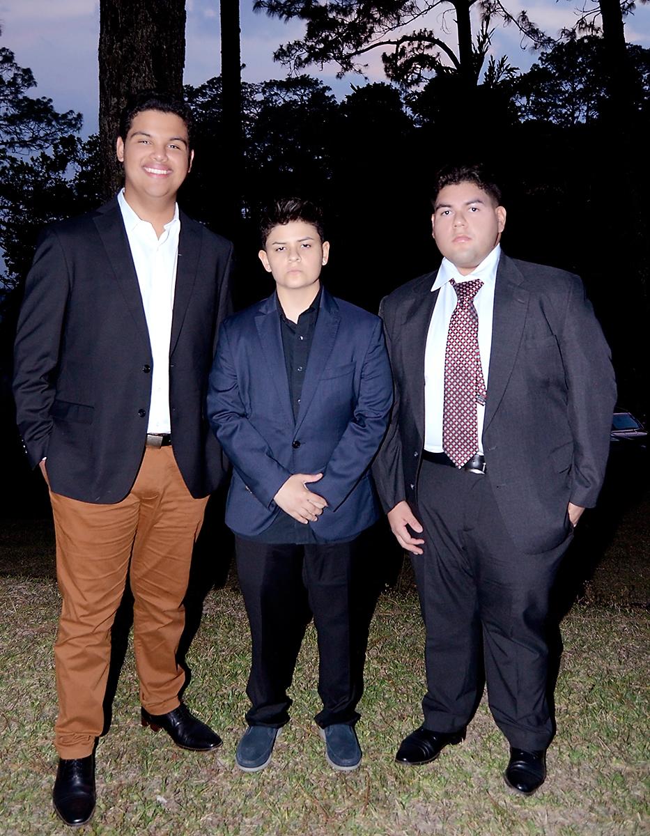 Juan Pablo Andino, Sofía Valladares y David Barahona.