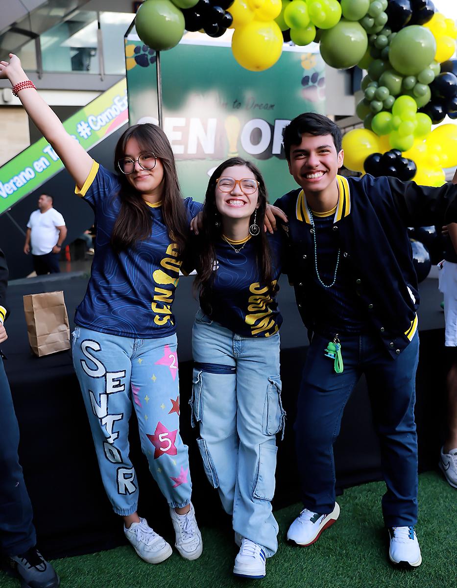 Senior Entrance 2025 de la International School of Tegucigalpa