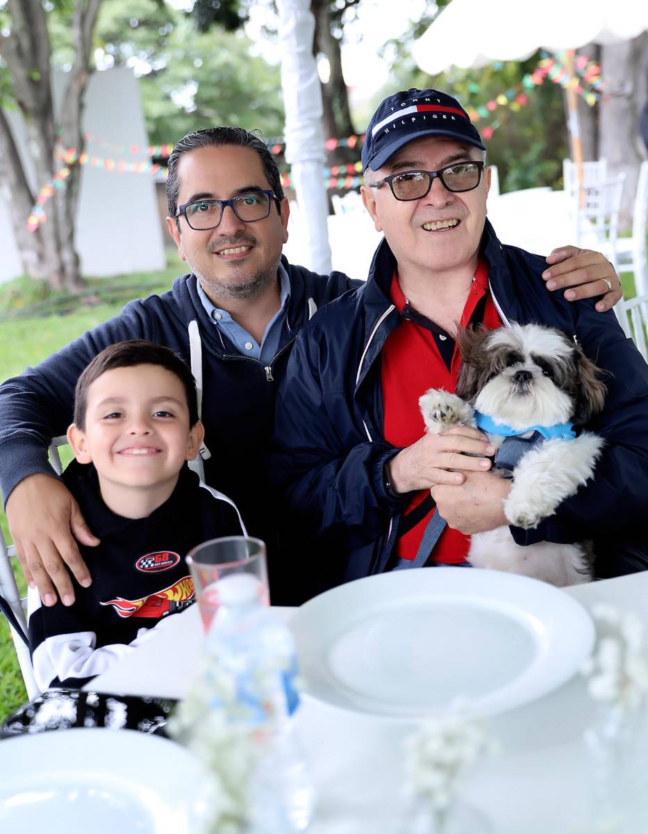 Ronald Romero Chiessa, Ronald Romero Ortega y Ronald Romero Cálix.