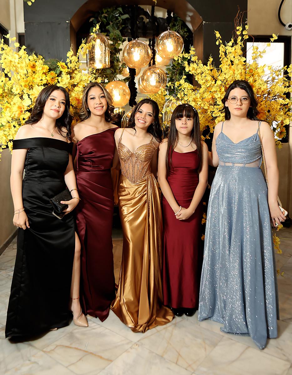 Fiesta de la prom 2025 de Intercontinental School