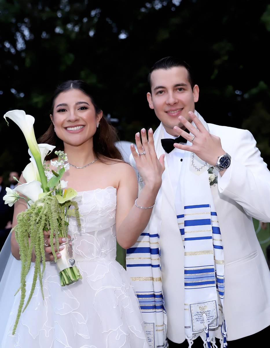 La boda de Paola Perdomo y Denis Cano