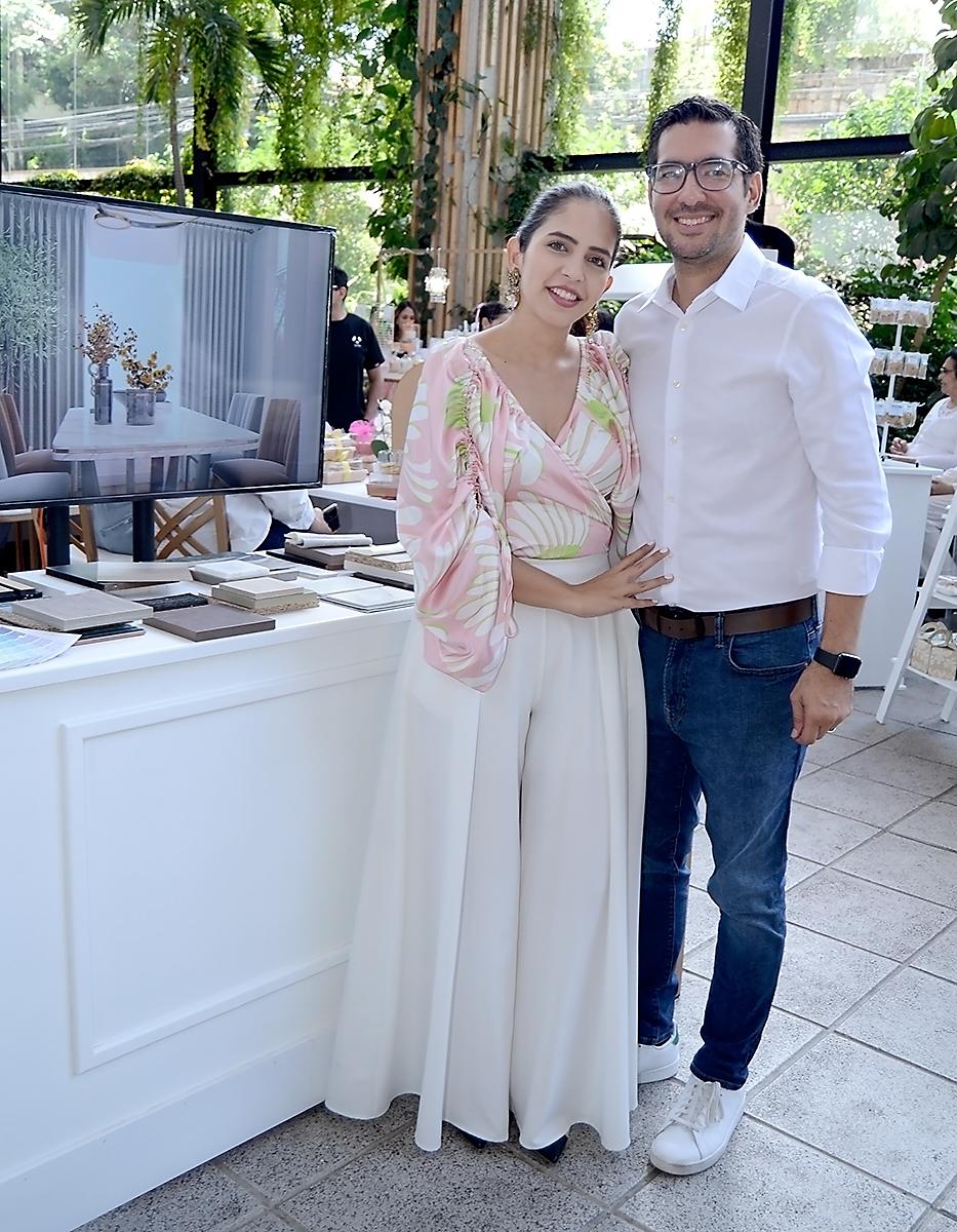 Jessica Deras de Jessica Deras Design Studio y Héctor Echeverri.