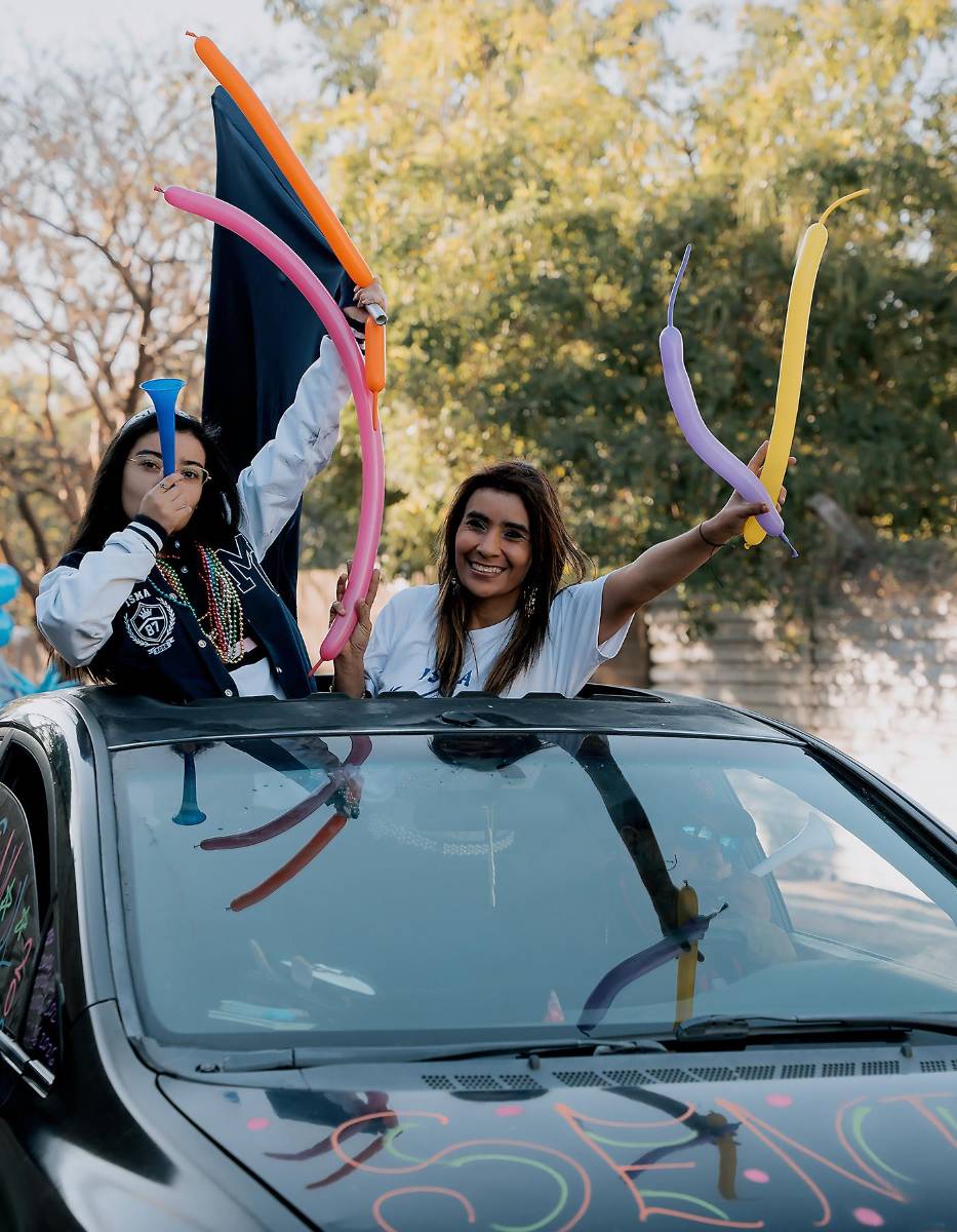 Senior entrance de la clase 2026 del Instituto María Auxiliadora