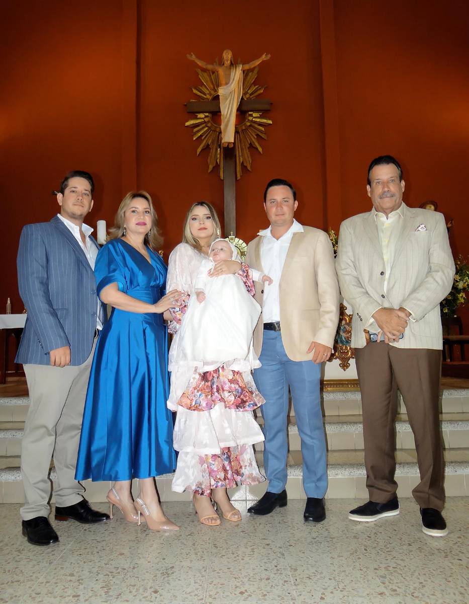 Rollan, Doris, Annie, Dalton John Barrosse Nuñez, Dalto jr., y Dalton Barrosse.