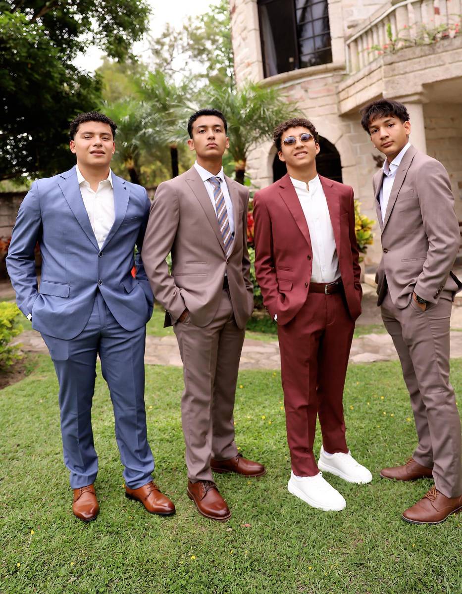 Wilfredo Padilla , José Rigoberto González , Carlos Mendoza y Raúl Tinoco